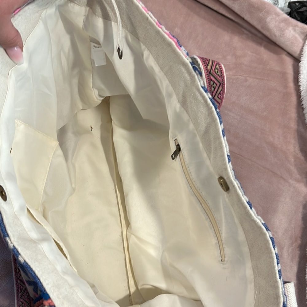 Beach Bag   - Picture 3 of 3